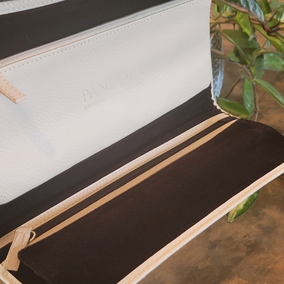 PANDORA Unforgettable Moments Leather Travel Jewelry Clutch Case - Picture 7 of 13